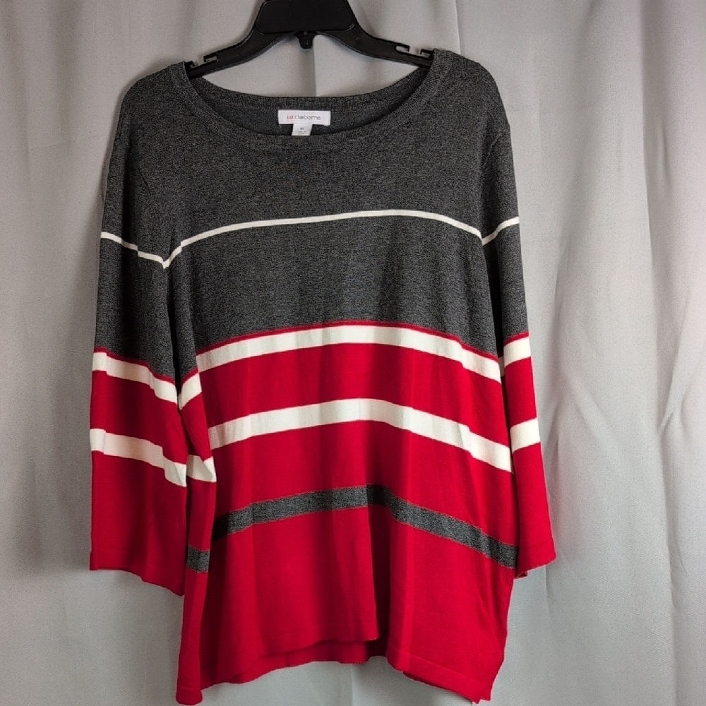 Liz Claiborne Gray‎ and Red Crew Neck Sweater with Color-Blocked Design